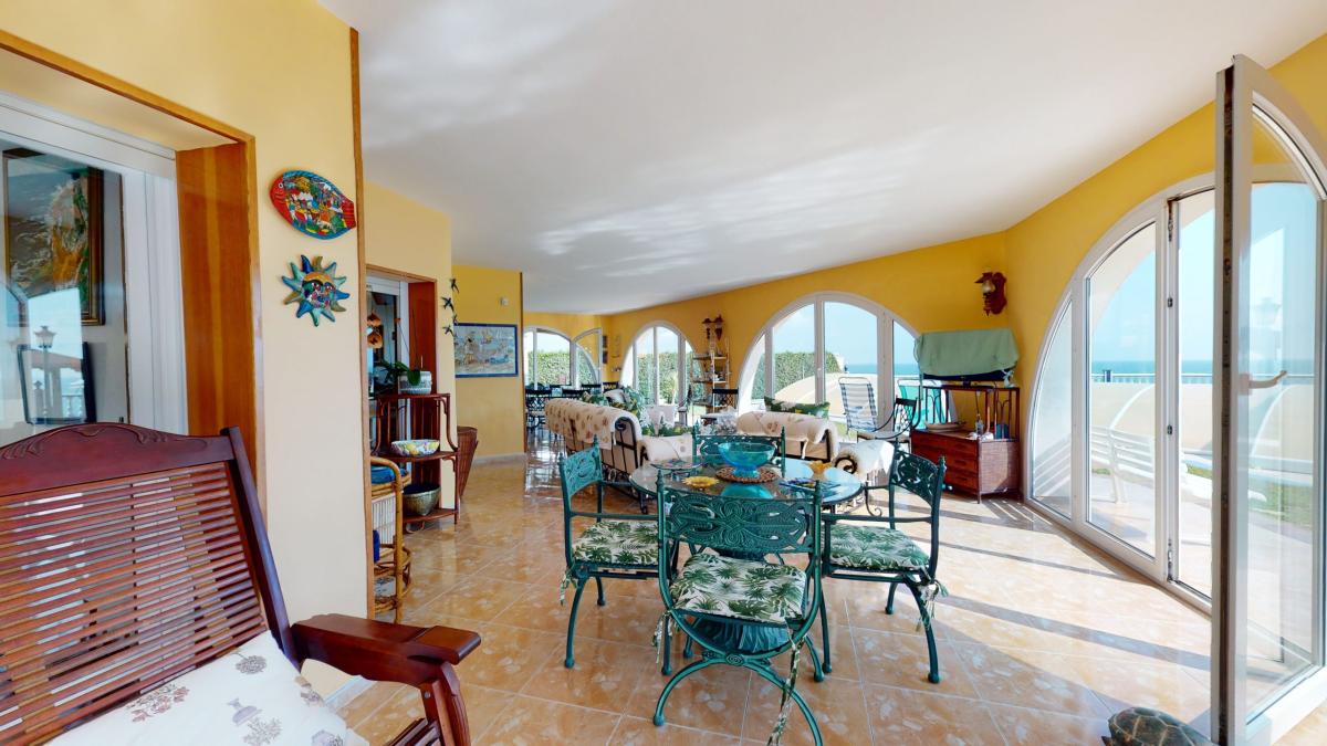Villa Alicante, Spānijā 8 istabas, 480 m2 Nr. 112934