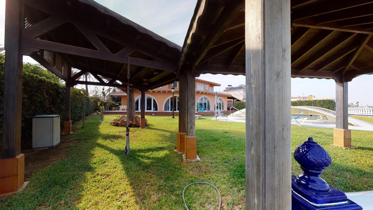Villa Alicante, Spānijā 8 istabas, 480 m2 Nr. 112934