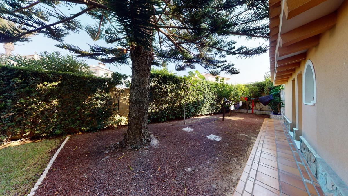 Villa Alicante, Spānijā 8 istabas, 480 m2 Nr. 112934