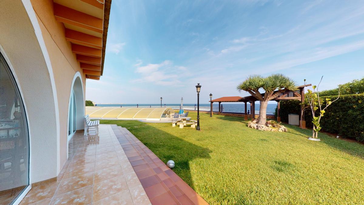 Villa Alicante, Spānijā 8 istabas, 480 m2 Nr. 112934