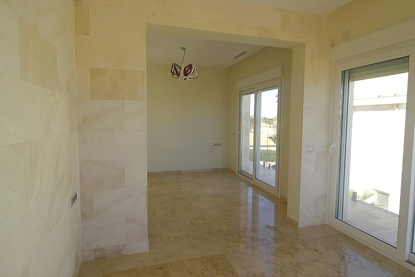 Villa in La Zenia, Alicante, Spain 5 bedrooms, 306 sq.m. No. 103370