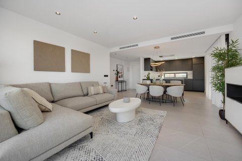 Huvila myytävänä Torrevieja, Alicante, Espanja, 3 makuuhuonetta, 142 m2 No. 112324 - kuva 9