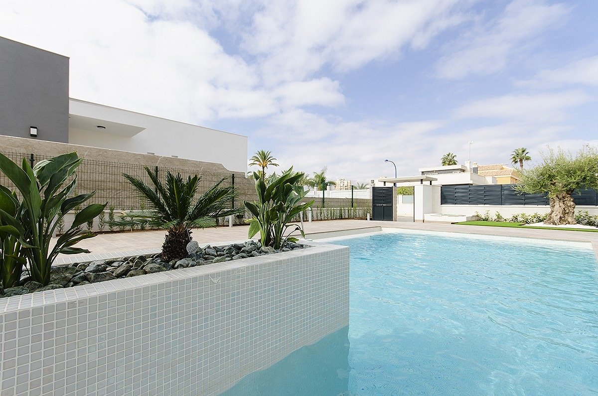 Villa a Alicante, Spagna 4 camere da letto, 157 mq. N° 111476