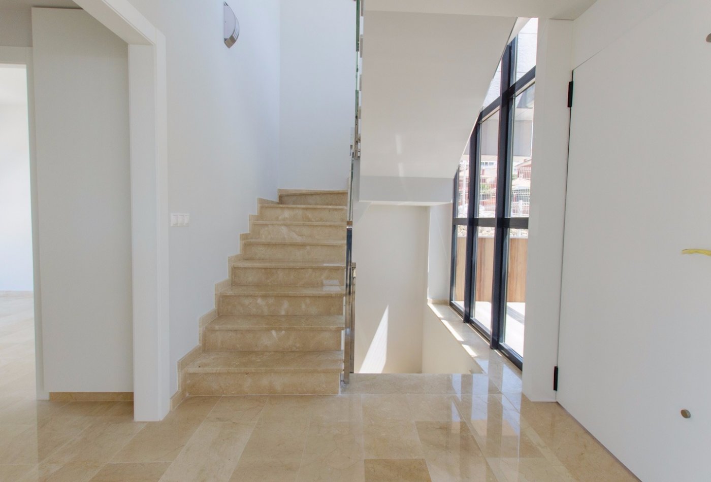 Villa i Finestrat, Alicante, Spanien 4 sovrum, 206 kvm. Nr. 111482