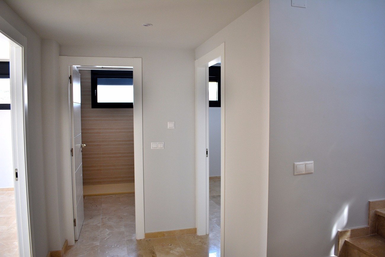 Villa i Finestrat, Alicante, Spanien 4 sovrum, 206 kvm. Nr. 111482