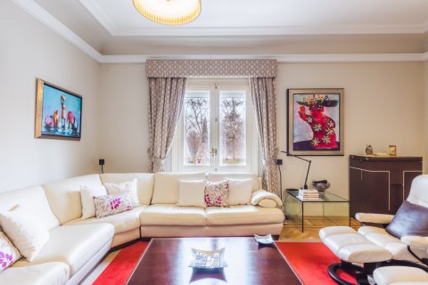 Wohnung zum Verkauf Madrid, Spanien 5 Schlafzimmer, 355 m2 Nr. 108034 - Foto 2