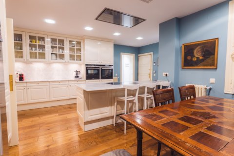 Wohnung zum Verkauf Madrid, Spanien 5 Schlafzimmer, 355 m2 Nr. 108034 - Foto 17