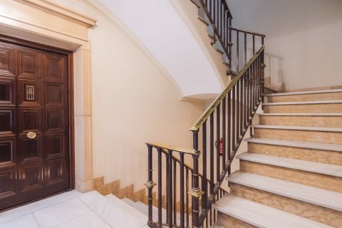 Wohnung zum Verkauf Madrid, Spanien 5 Schlafzimmer, 355 m2 Nr. 108034 - Foto 30