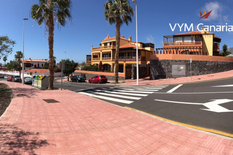Apartment for sale Adeje, Tenerife, Spain 3 bedrooms, 75 sq.m. No. 108031 - photo 11