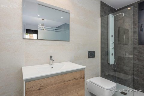 Apartment for sale in San Miguel de Salinas, Alicante, Spain 2 bedrooms, 75 sq.m. No. 9218 - photo 7