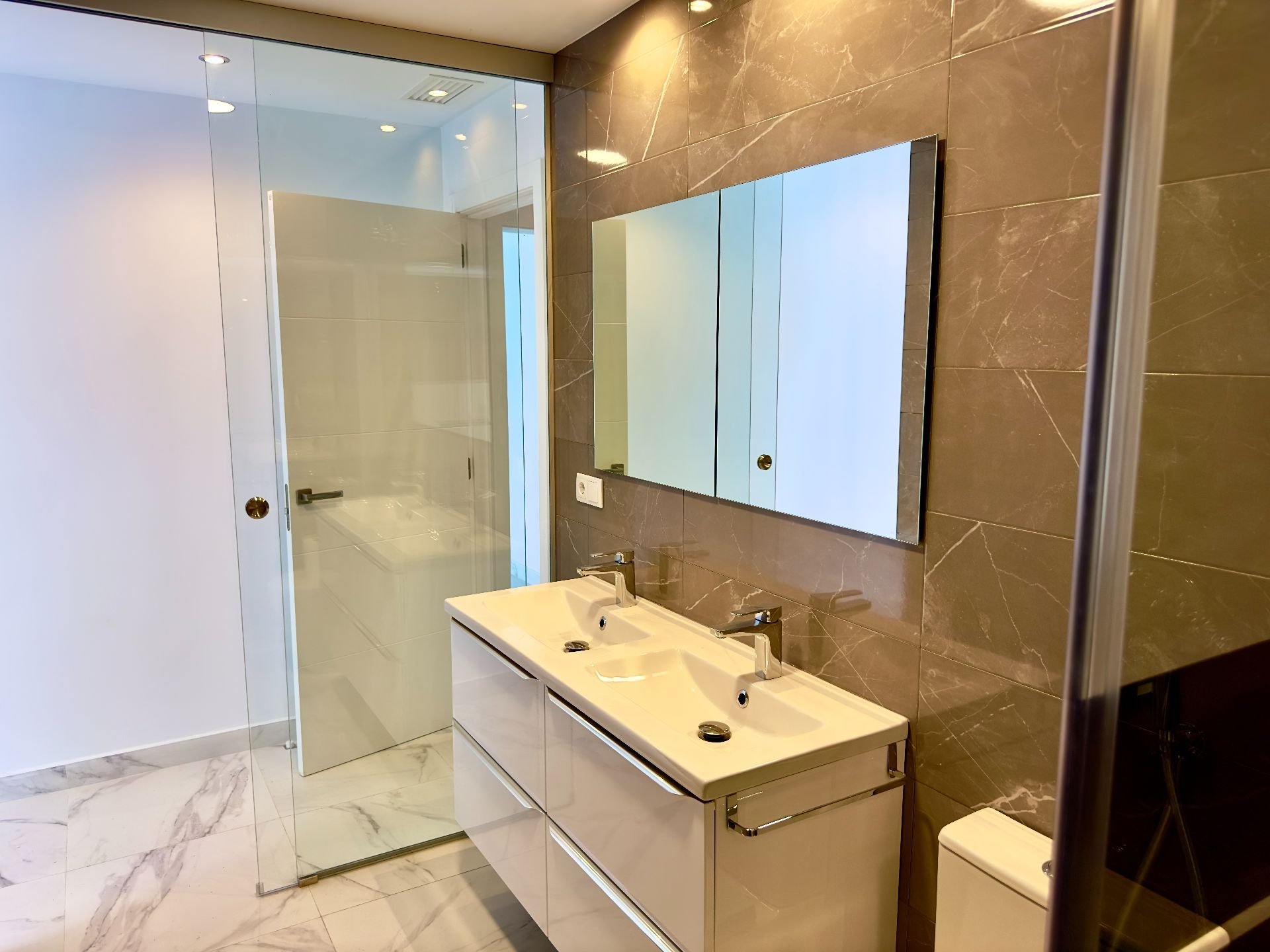 Сasa en Rojales, Alicante, España 4 dormitorios, 260 m2 No. 95585