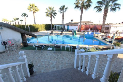 Villa for sale Catral, Alicante, Spain 7 bedrooms, 403 sq.m. No. 113114 - photo 25