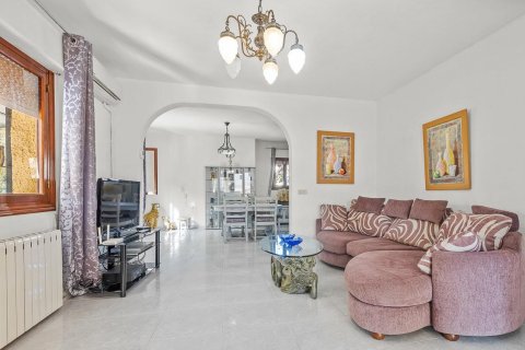 Villa in vendita Urbanizacion Las Filipinas, Alicante, Spagna 6 camere da letto, 180 mq. N° 114686 - foto 11