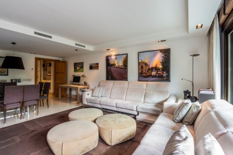 Townhouse zum Verkauf Madrid, Spanien 7 Schlafzimmer, 575 m2 Nr. 106344 - Foto 22