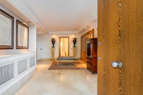 Townhouse zum Verkauf Madrid, Spanien 7 Schlafzimmer, 575 m2 Nr. 106344 - Foto 30