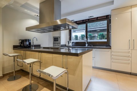 Townhouse zum Verkauf Madrid, Spanien 7 Schlafzimmer, 575 m2 Nr. 106344 - Foto 23