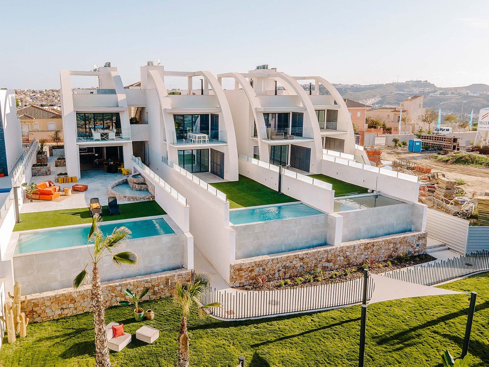 Bungalow i Alicante, Spanien 4 sovrum, 80 kvm. Nr. 112073