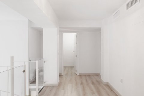 Appartamento in vendita Sevilla, Seville, Spagna 4 camere da letto, 115 mq. N° 107805 - foto 6