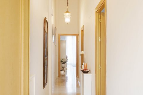 Appartamento in vendita Sevilla, Seville, Spagna 4 camere da letto, 115 mq. N° 107805 - foto 17