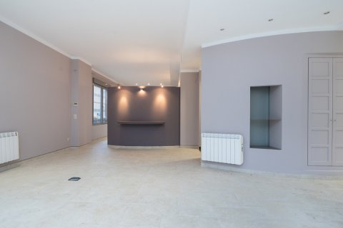 Dzīvoklis pārdošanā Madrid, Spānijā 1 istaba, 97 m2 Nr. 107729 - attēls 6