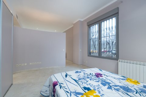 Dzīvoklis pārdošanā Madrid, Spānijā 1 istaba, 97 m2 Nr. 107729 - attēls 27