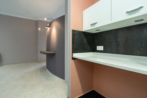 Dzīvoklis pārdošanā Madrid, Spānijā 1 istaba, 97 m2 Nr. 107729 - attēls 16