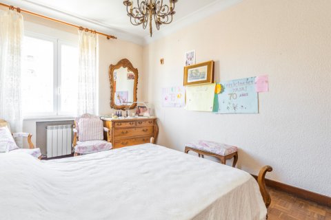 Apartment for sale Madrid, Spain 4 bedrooms, 142 sq.m. No. 107727 - photo 23