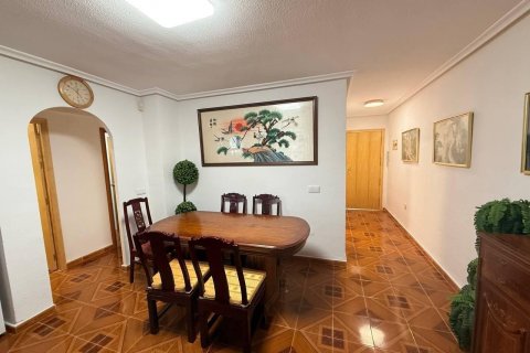 Huoneisto myytävänä Alicante, Espanja, 3 makuuhuonetta, 133 m2 No. 117782 - kuva 30