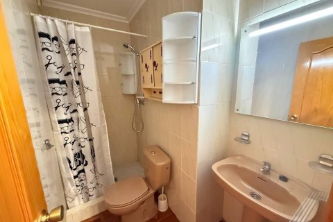 Huoneisto myytävänä Alicante, Espanja, 3 makuuhuonetta, 133 m2 No. 117782 - kuva 20