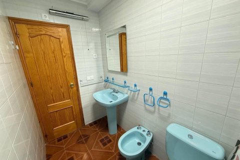 Huoneisto myytävänä Alicante, Espanja, 3 makuuhuonetta, 133 m2 No. 117782 - kuva 26
