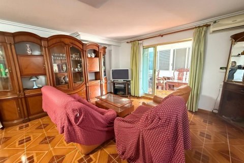 Huoneisto myytävänä Alicante, Espanja, 3 makuuhuonetta, 133 m2 No. 117782 - kuva 3