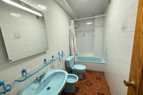 Huoneisto myytävänä Alicante, Espanja, 3 makuuhuonetta, 133 m2 No. 117782 - kuva 25