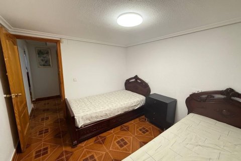 Huoneisto myytävänä Alicante, Espanja, 3 makuuhuonetta, 133 m2 No. 117782 - kuva 24