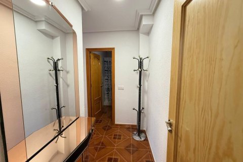 Huoneisto myytävänä Alicante, Espanja, 3 makuuhuonetta, 133 m2 No. 117782 - kuva 17