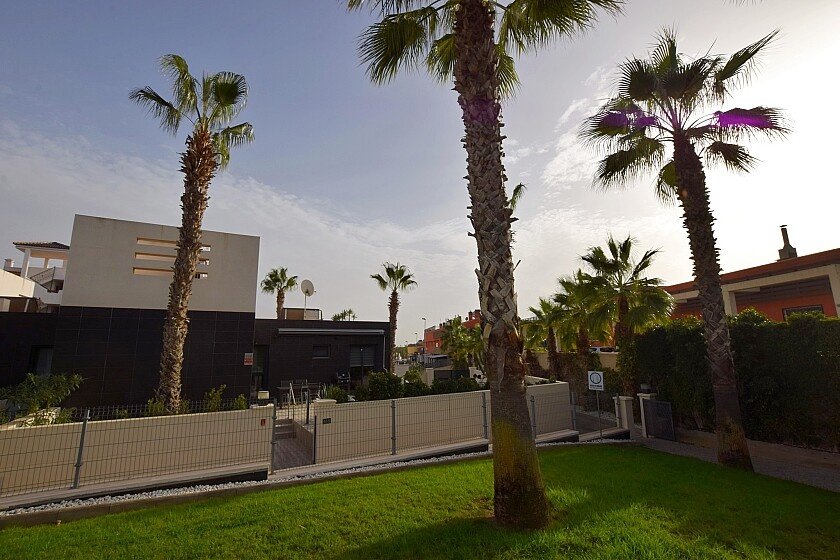 Villa à Villamartin, Alicante, Espagne 2 chambres, 80 m2 No. 111197