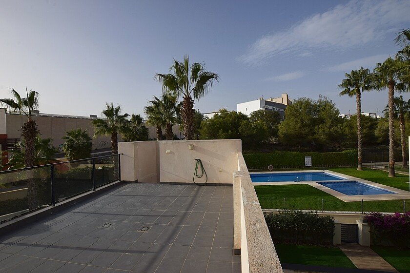 Villa à Villamartin, Alicante, Espagne 2 chambres, 80 m2 No. 111197