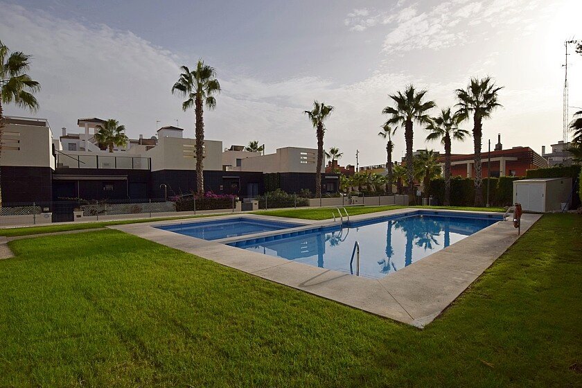 Villa à Villamartin, Alicante, Espagne 2 chambres, 80 m2 No. 111197