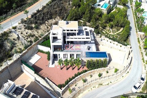 Villa till salu San Miguel de Salinas, Alicante, Spanien 6 sovrum, 363 kvm. Nr. 111192 - foto 2