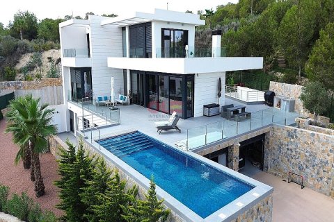 Villa till salu San Miguel de Salinas, Alicante, Spanien 6 sovrum, 363 kvm. Nr. 111192 - foto 1