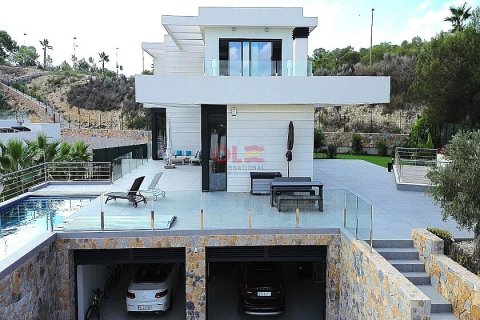 Villa till salu San Miguel de Salinas, Alicante, Spanien 6 sovrum, 363 kvm. Nr. 111192 - foto 7
