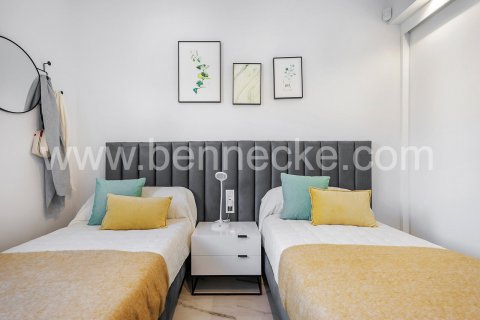 Lägenhet till salu Orihuela, Alicante, Spanien 2 sovrum, 76 kvm. Nr. 100982 - foto 21