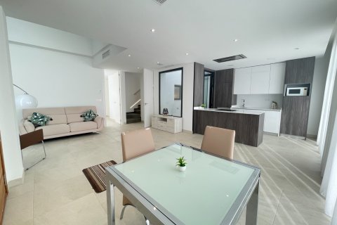 Villa for sale Benijofar, Alicante, Spain 3 bedrooms, 143 sq.m. No. 115078 - photo 2