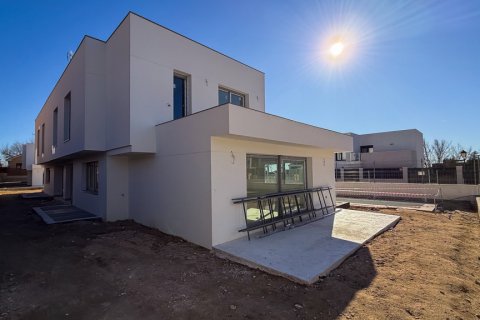 House for sale Torrelodones, Madrid, Spain 5 bedrooms, 310 sq.m. No. 107501 - photo 20