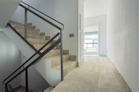 House for sale Torrelodones, Madrid, Spain 5 bedrooms, 310 sq.m. No. 107501 - photo 4