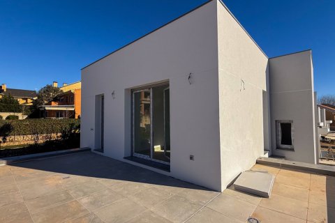 House for sale Torrelodones, Madrid, Spain 5 bedrooms, 310 sq.m. No. 107501 - photo 19