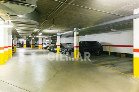 Dvīņu māja pārdošanā Madrid, Spānijā 4 istabas, 190 m2 Nr. 107824 - attēls 25