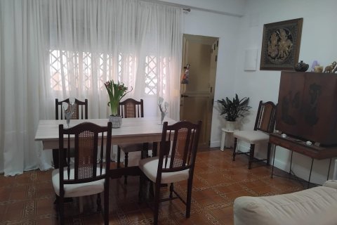 Apartment for sale Villajoyosa, Alicante, Spain 2 bedrooms, 95 sq.m. No. 113541 - photo 5