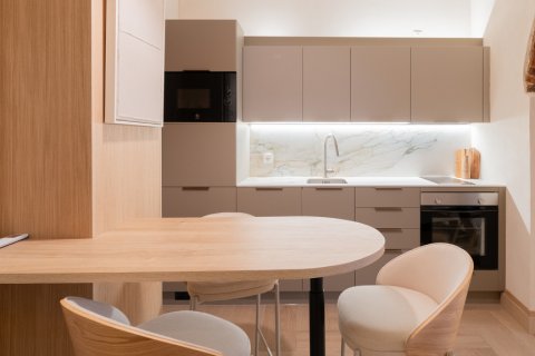 Apartment for sale Madrid, Spain 2 bedrooms, 80 sq.m. No. 113546 - photo 15