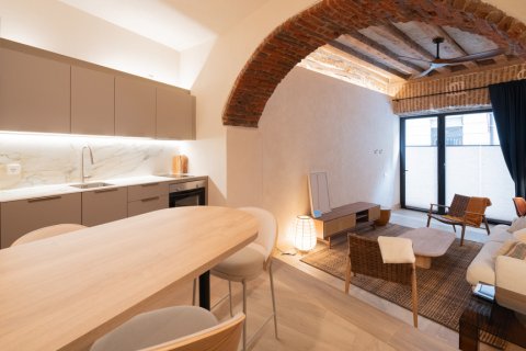 Apartment for sale Madrid, Spain 2 bedrooms, 80 sq.m. No. 113546 - photo 8
