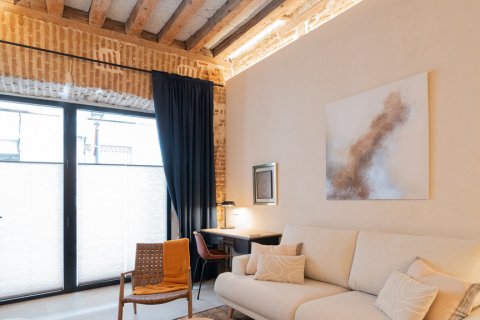 Apartment for sale Madrid, Spain 2 bedrooms, 80 sq.m. No. 113546 - photo 5